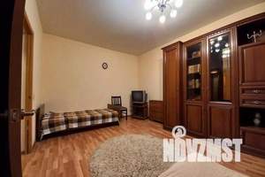 1-к квартира, посуточно, 39м2, 5/19 этаж