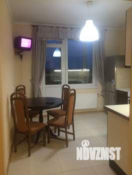 1-к квартира, на длительный срок, 40м2, 7/18 этаж