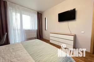 1-к квартира, посуточно, 46м2, 8/12 этаж