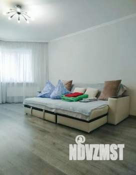 1-к квартира, посуточно, 48м2, 3/19 этаж