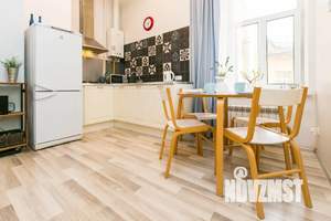 1-к квартира, посуточно, 42м2, 3/5 этаж