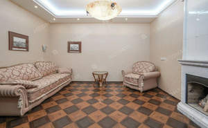 3-к квартира, на длительный срок, 93м2, 1/3 этаж