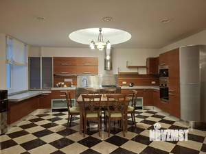 4-к квартира, на длительный срок, 276м2, 4/6 этаж