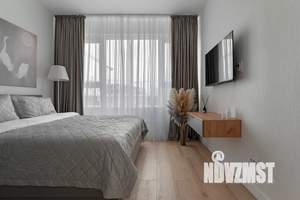 1-к квартира, посуточно, 36м2, 11/18 этаж