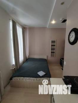 Студия квартира, посуточно, 24м2, 1/4 этаж