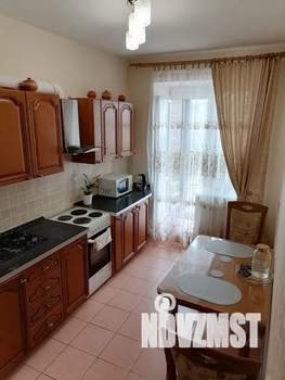 1-к квартира, посуточно, 44м2, 7/25 этаж