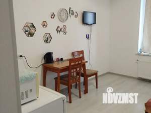 Студия квартира, посуточно, 24м2, 1/4 этаж