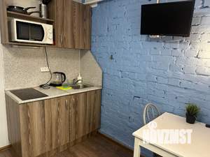 Студия квартира, посуточно, 14м2, 1/5 этаж
