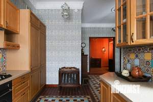 4-к квартира, на длительный срок, 150м2, 2/3 этаж