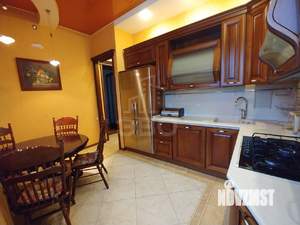 3-к квартира, на длительный срок, 96м2, 4/5 этаж