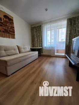 1-к квартира, посуточно, 35м2, 6/9 этаж