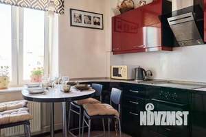 1-к квартира, посуточно, 60м2, 1/1 этаж