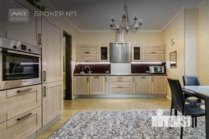 4-к квартира, на длительный срок, 178м2, 3/6 этаж