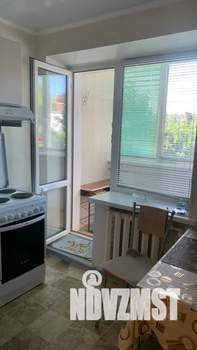 1-к квартира, посуточно, 33м2, 1/11 этаж