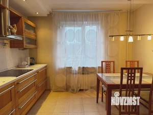 3-к квартира, на длительный срок, 105м2, 3/9 этаж