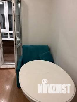 1-к квартира, посуточно, 33м2, 9/25 этаж