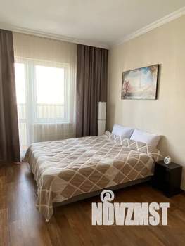 1-к квартира, посуточно, 40м2, 19/25 этаж