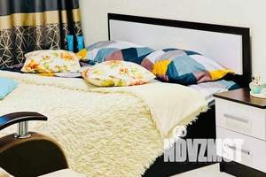 1-к квартира, посуточно, 40м2, 17/27 этаж