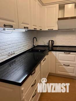 1-к квартира, посуточно, 33м2, 9/25 этаж