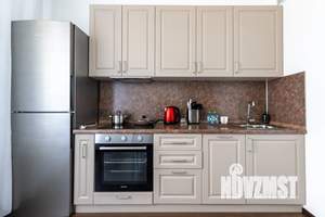 1-к квартира, посуточно, 34м2, 8/10 этаж