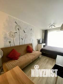 Студия квартира, посуточно, 24м2, 13/18 этаж