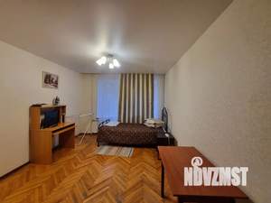 1-к квартира, посуточно, 32м2, 3/5 этаж