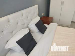 1-к квартира, посуточно, 40м2, 14/25 этаж
