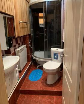 3-к квартира, на длительный срок, 100м2, 1/2 этаж