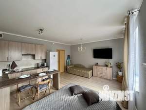 Студия квартира, посуточно, 32м2, 2/3 этаж