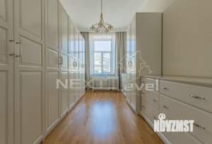 4-к квартира, на длительный срок, 225м2, 4/5 этаж
