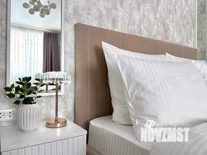 1-к квартира, посуточно, 38м2, 8/24 этаж