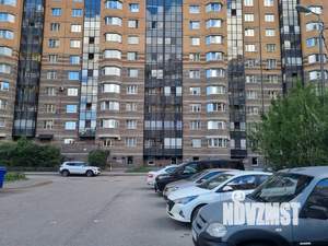 1-к квартира, посуточно, 38м2, 2/25 этаж
