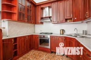 3-к квартира, посуточно, 101м2, 2/4 этаж