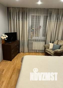 1-к квартира, посуточно, 38м2, 1/5 этаж