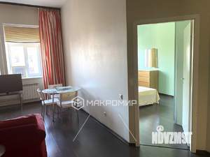 1-к квартира, на длительный срок, 70м2, 4/4 этаж