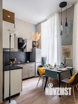 Студия квартира, посуточно, 40м2, 3/7 этаж