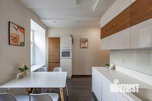 3-к квартира, на длительный срок, 105м2, 5/5 этаж