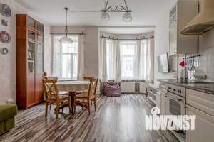 2-к квартира, посуточно, 65м2, 2/5 этаж