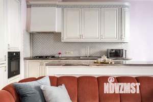 2-к квартира, посуточно, 107м2, 1/1 этаж