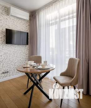 Студия квартира, посуточно, 50м2, 2/4 этаж