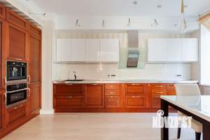 4-к квартира, на длительный срок, 163м2, 1/8 этаж