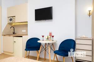 Студия квартира, посуточно, 15м2, 2/5 этаж