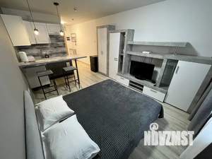 1-к квартира, посуточно, 25м2, 10/18 этаж