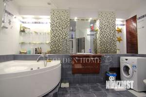 3-к квартира, на длительный срок, 125м2, 5/5 этаж