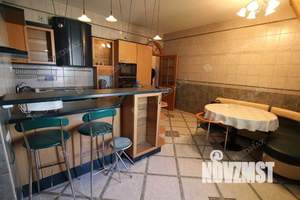 4-к квартира, на длительный срок, 175м2, 7/8 этаж