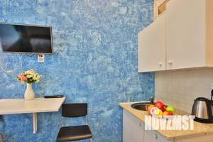 Студия квартира, посуточно, 17м2, 1/4 этаж