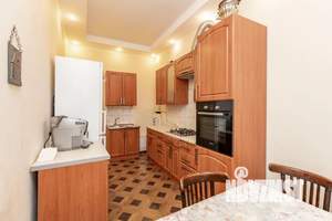 3-к квартира, посуточно, 73м2, 3/5 этаж