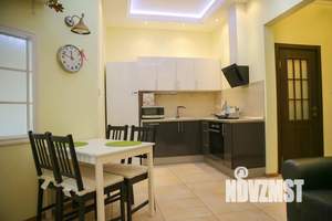 2-к квартира, посуточно, 55м2, 3/19 этаж