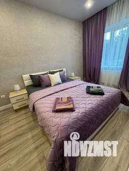 Студия квартира, посуточно, 25м2, 1/17 этаж