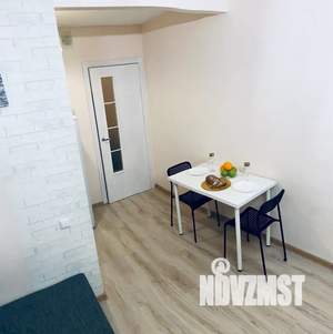 Студия квартира, посуточно, 29м2, 4/20 этаж